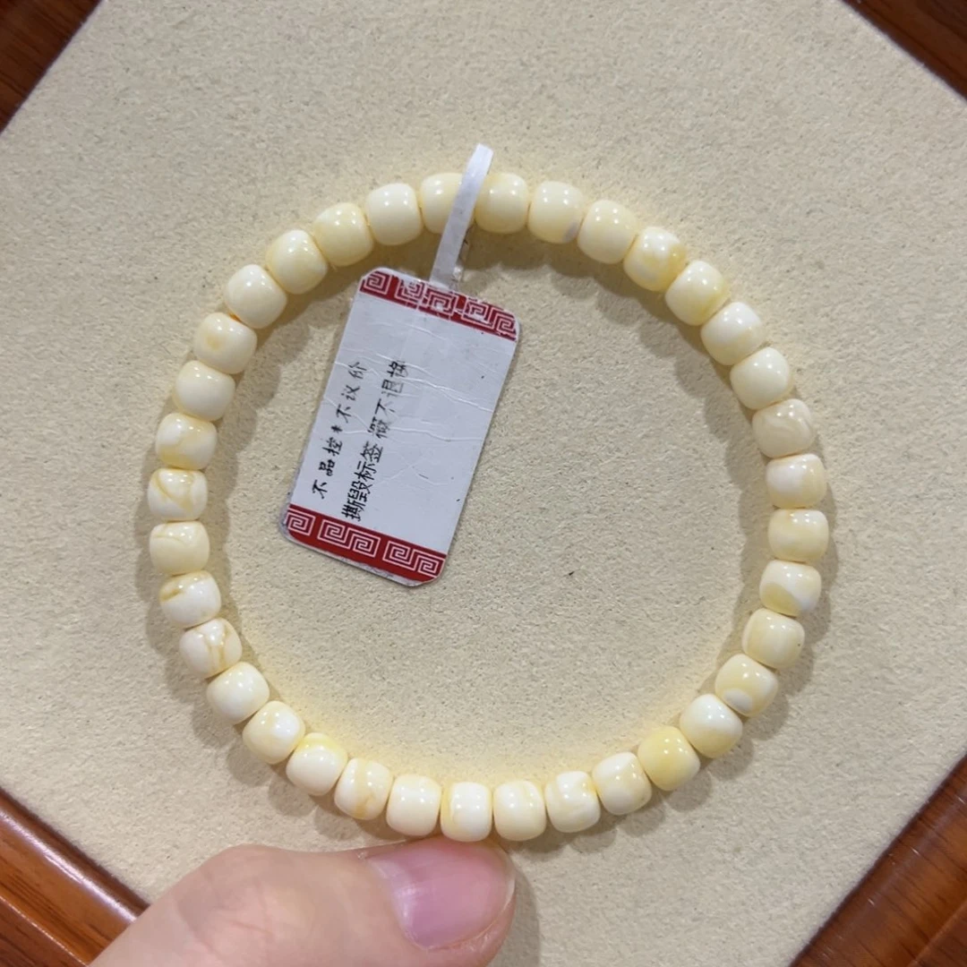 未镶嵌蜜蜡手链5.5m高桩瓷白花 毕业小串！清货！