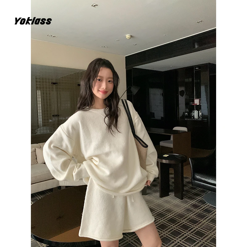 YOKLASS少女家 白色针织上衣+短裤休闲慵懒秋季两件套 S37653S53