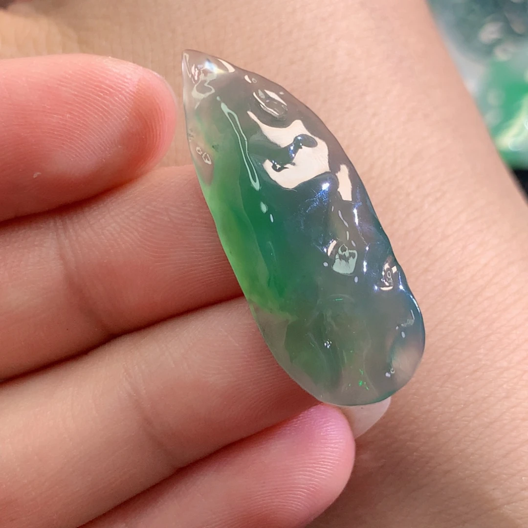 【闪购商品】翡翠未镶嵌吊坠(不含链)