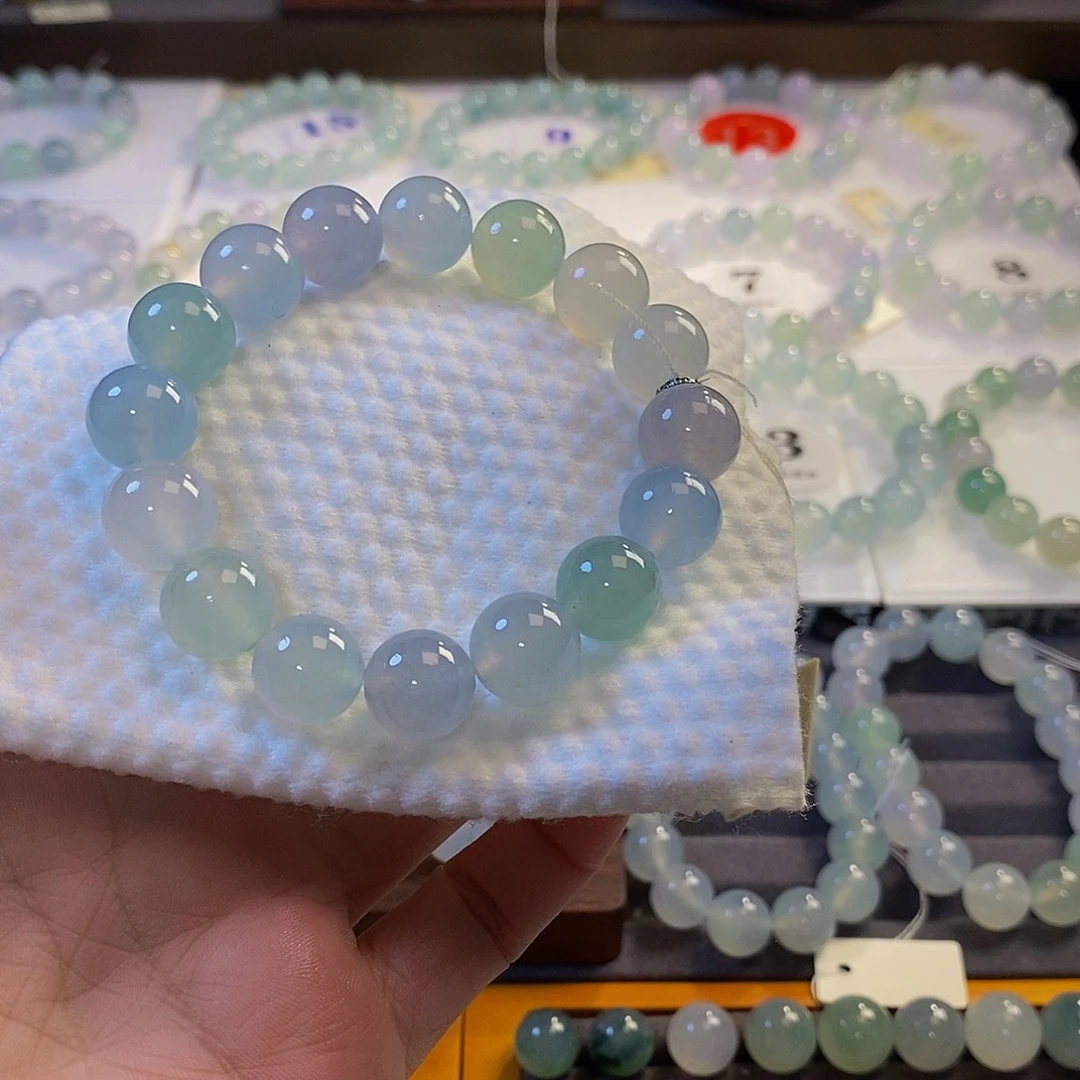 定制翡翠未镶嵌翡翠.