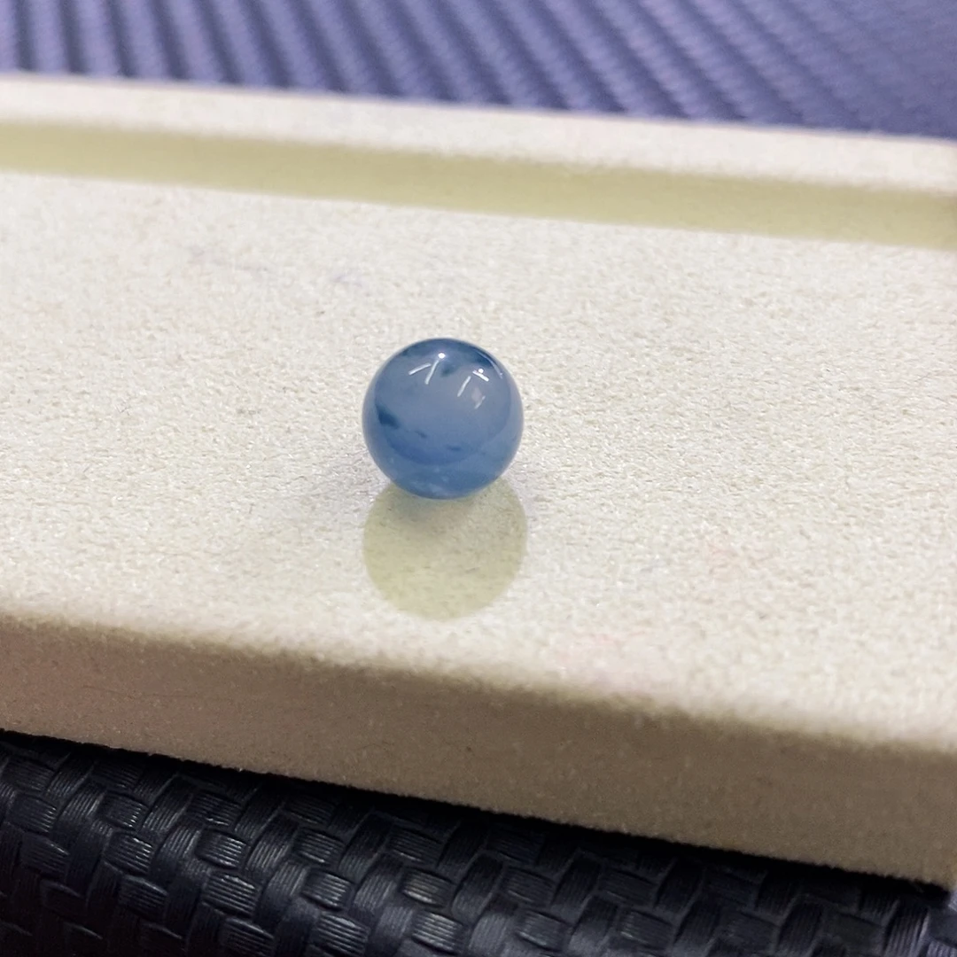 翡翠未镶嵌挂件卡7.8