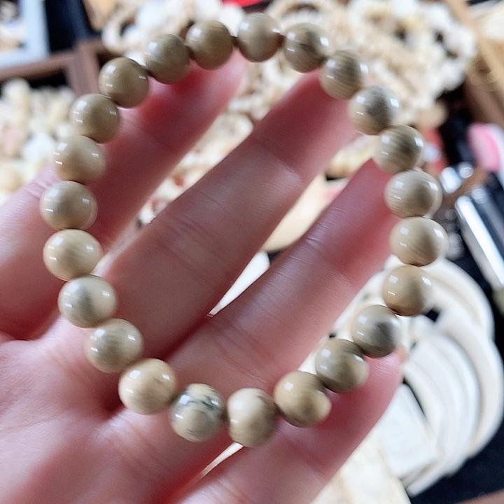 泥塑不打孔联系客服