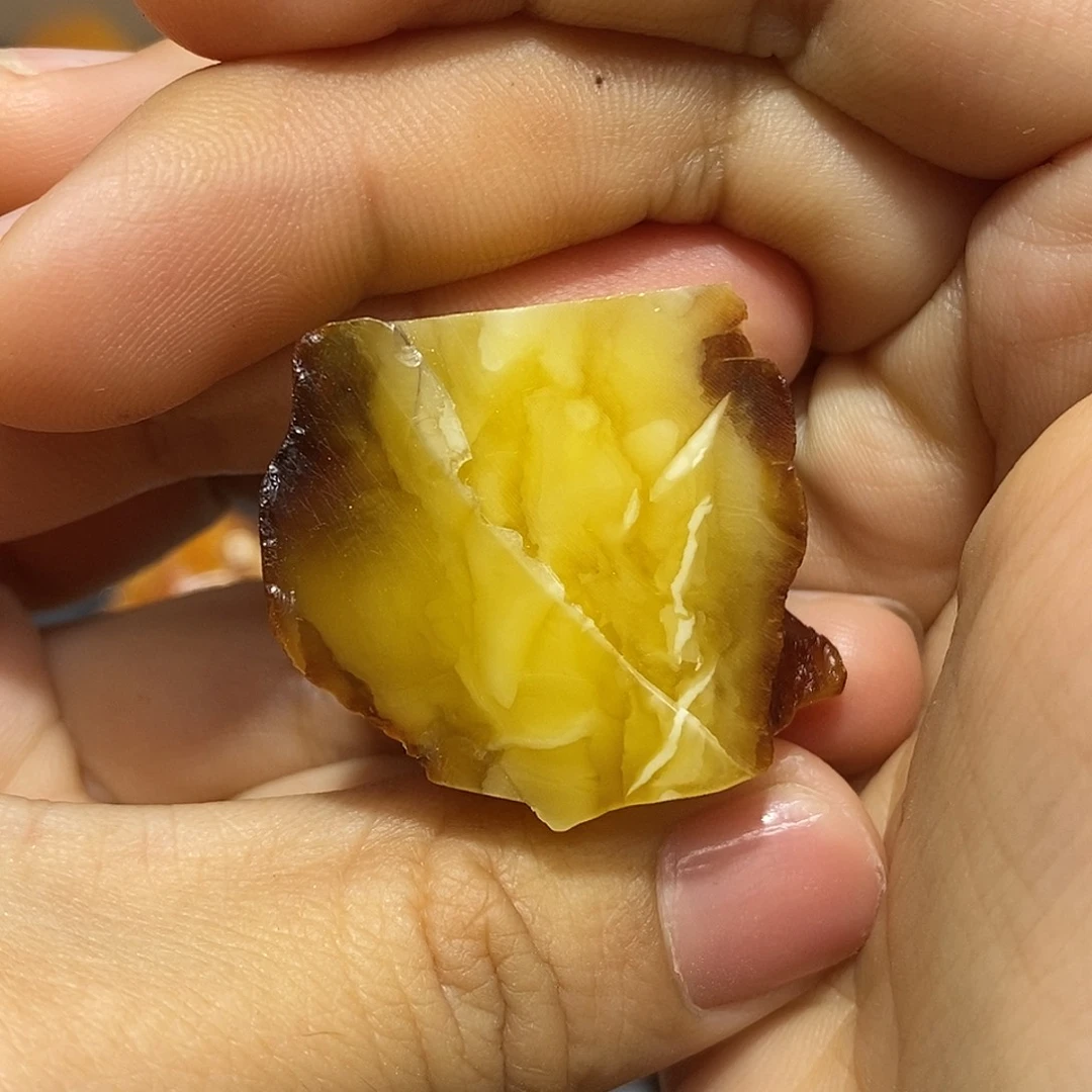 定制琥珀a****l蜜蜡原石