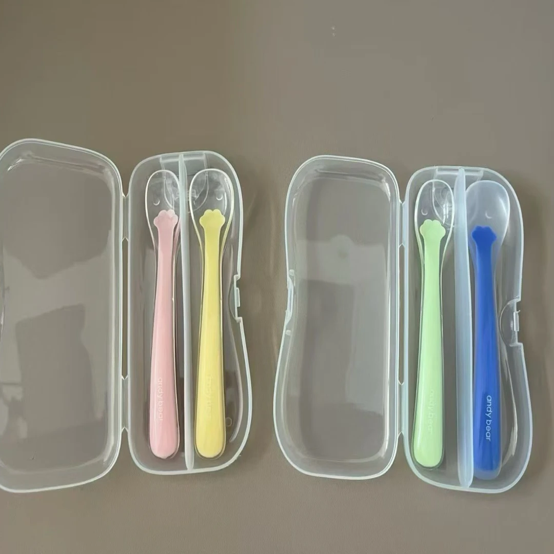 宝宝学吃饭训练硅胶软勺子辅食餐具新生儿喂水喂米粉婴儿专用