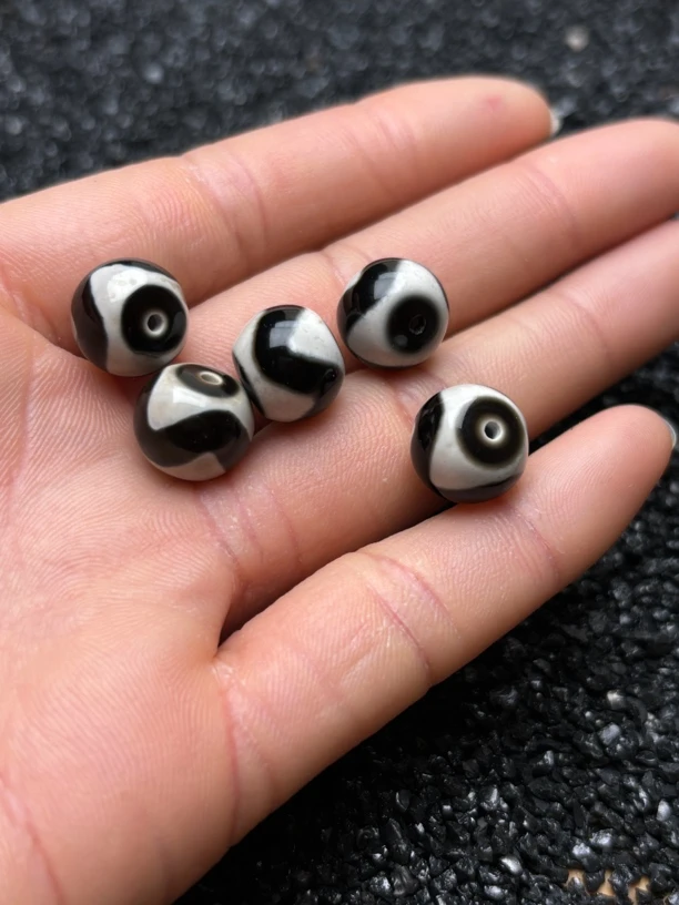 珠改卡12尺寸老型极油润虎牙黑白分明文玩配饰中珠顶珠拍一发一