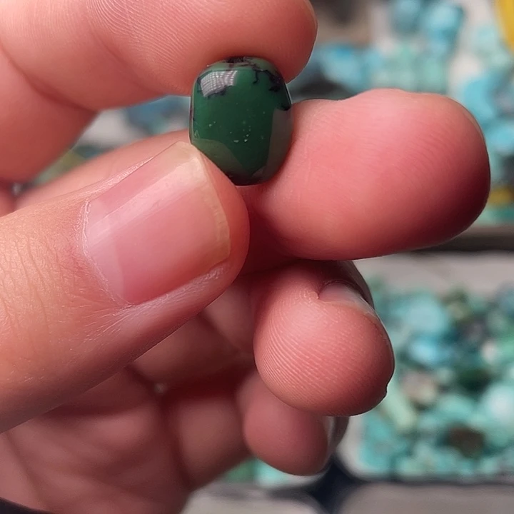 绿松石未镶嵌吊坠