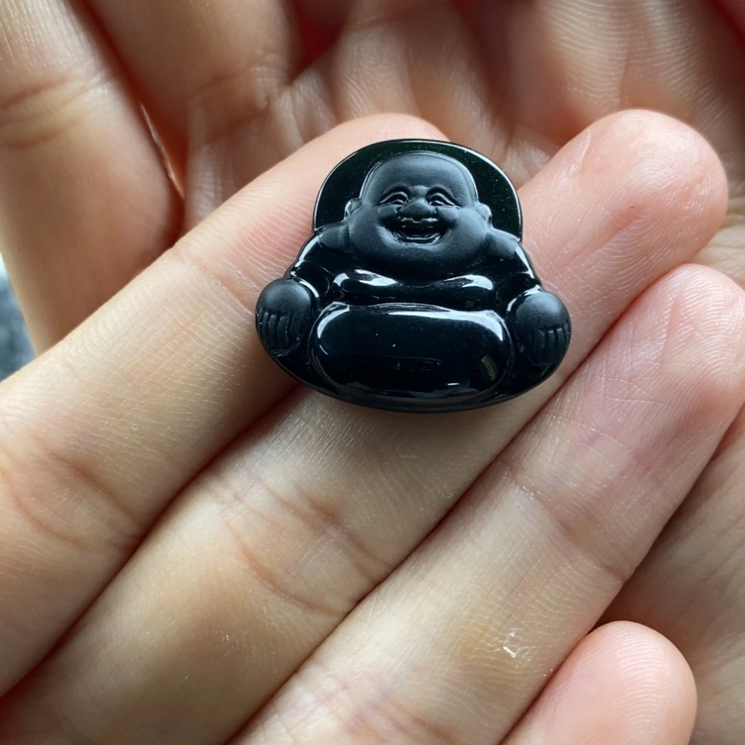 翡翠未镶嵌颈饰佛公