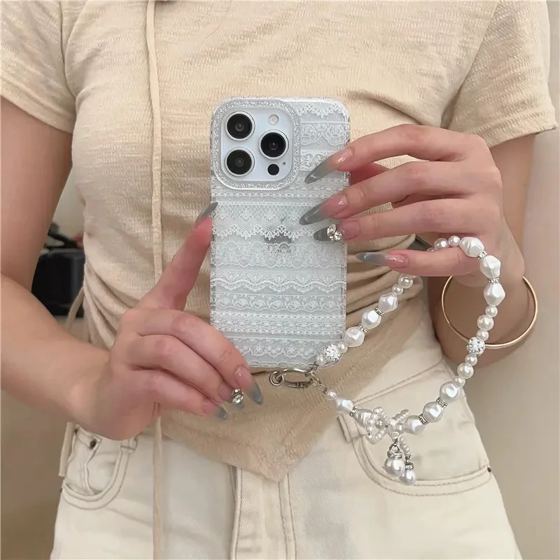 高级白色蕾丝珍珠链条适用苹果16手机壳iphone15promax全包14女13