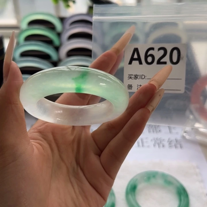 玉笑*呵时尚飘花620