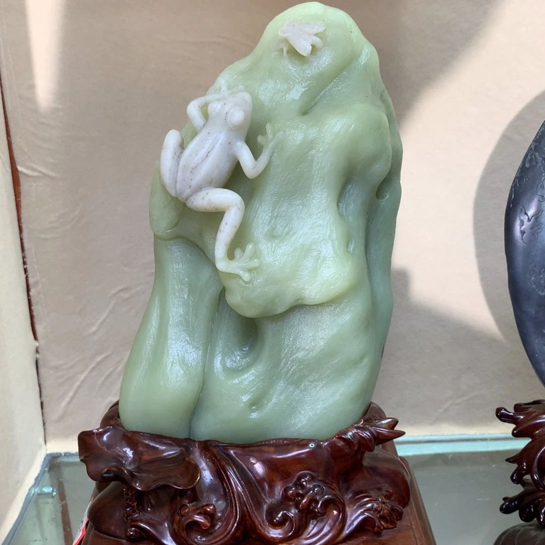 未镶嵌和田玉摆件
