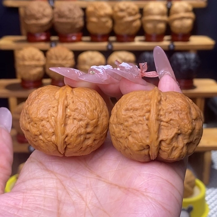 文玩核桃把件保山化石19号40尺