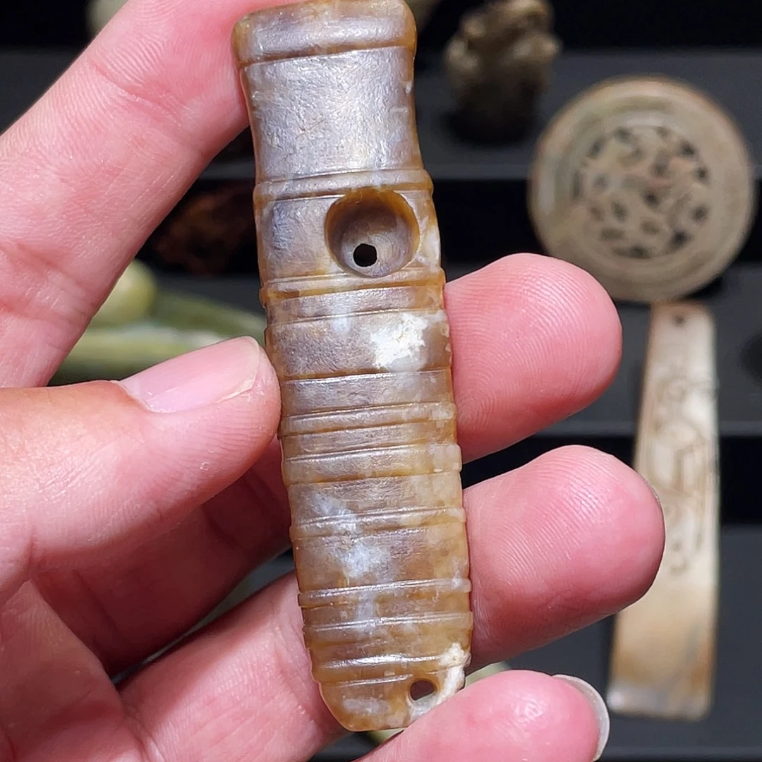 时***l和田玉（糖玉）未镶嵌挂件