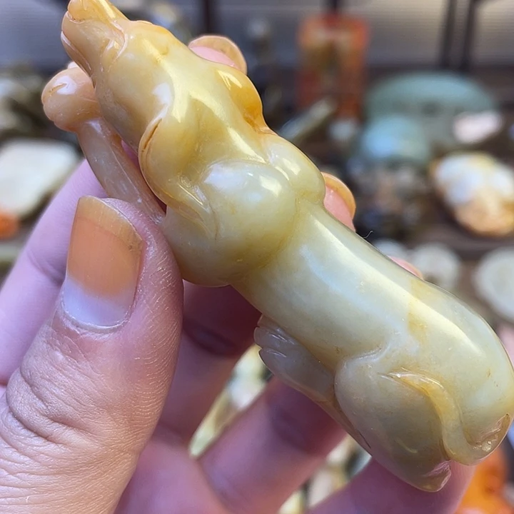 未镶嵌和田玉（糖玉）挂件