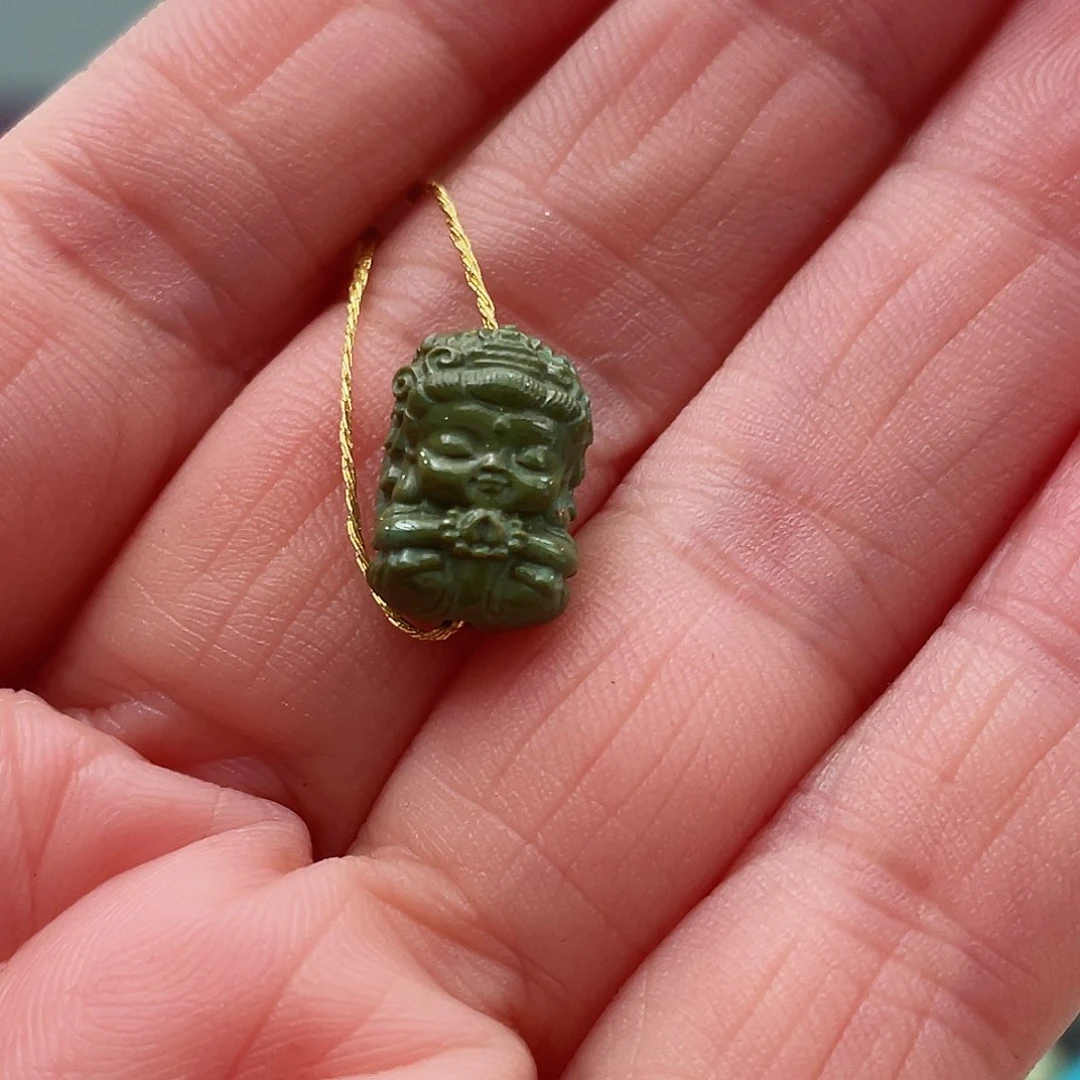 绿松石颈饰未镶嵌