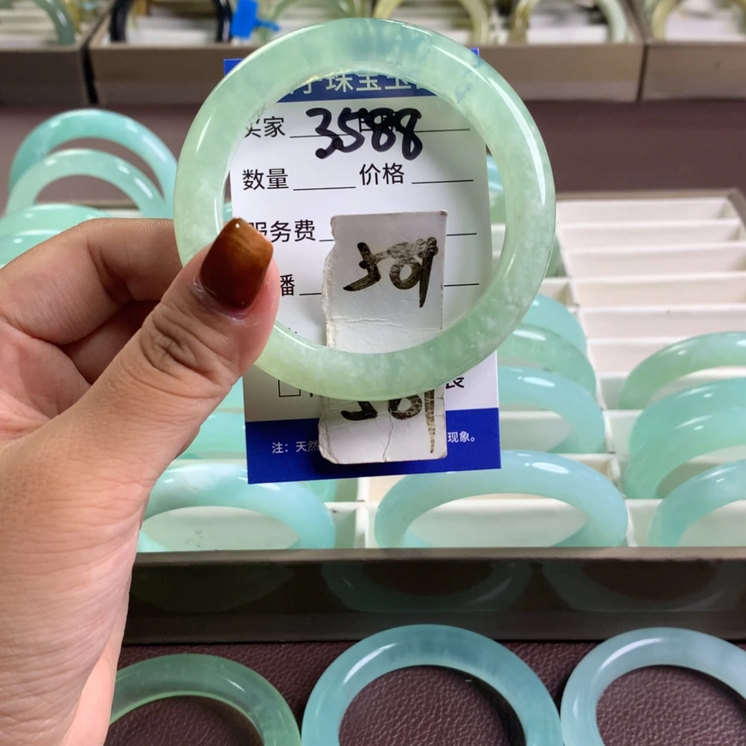 未镶嵌蛇纹石玉手镯3588