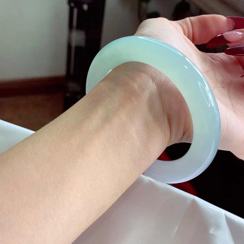 【闪购商品】翡翠手镯未镶嵌57.7 胖圆种水超棒！灵