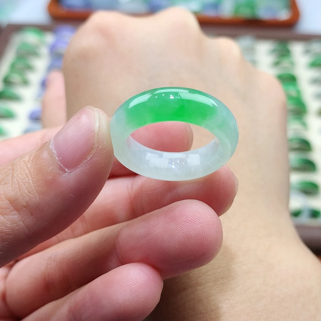 翡翠戒指未镶嵌15号