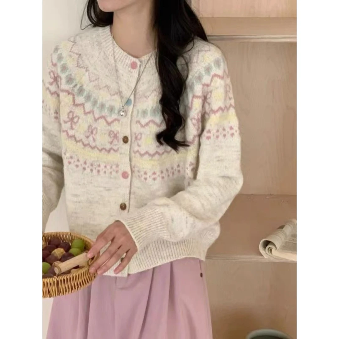 奶呼呼软糯毛衣外套女韩版复古提花针织开衫宽松慵懒风外搭短上衣