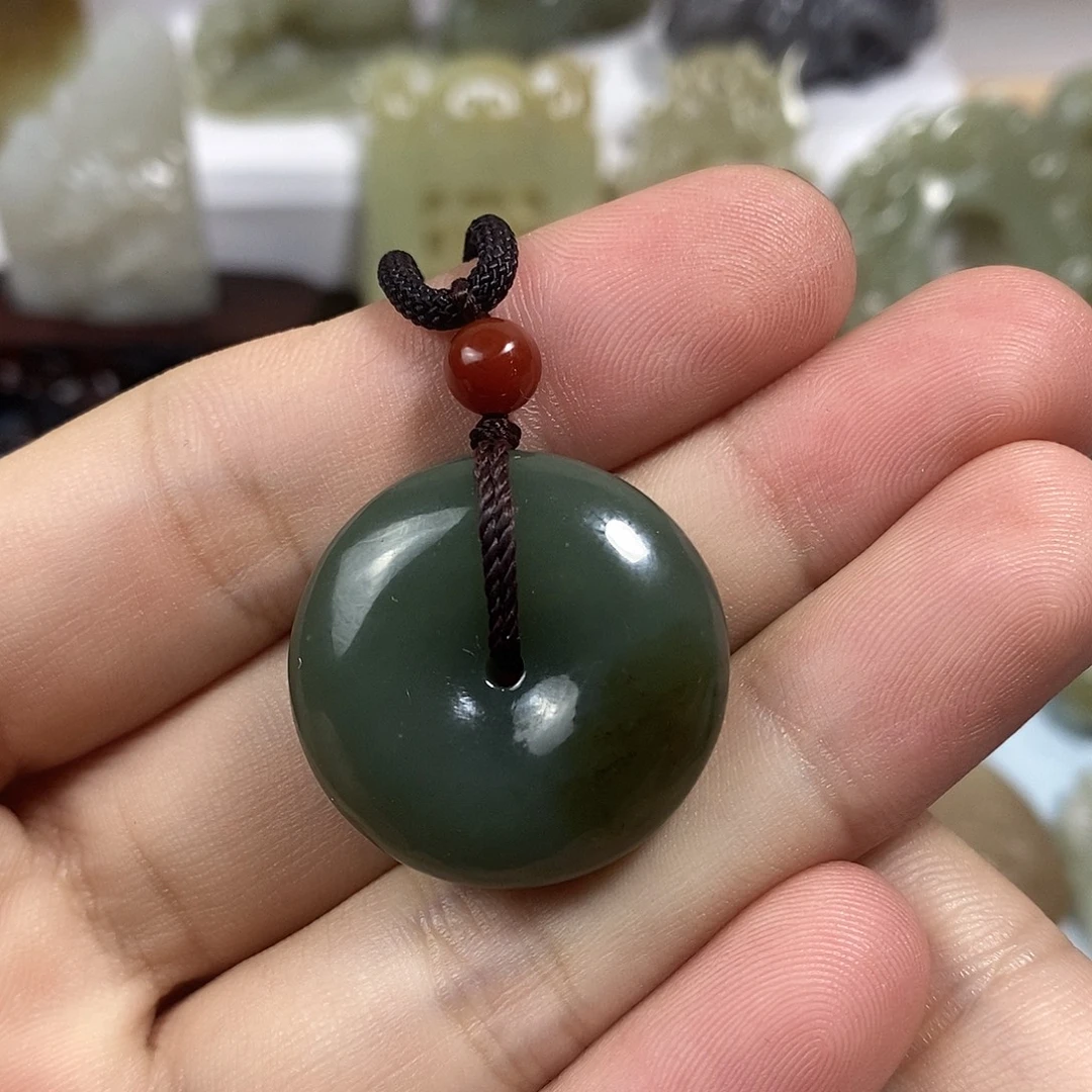 和田玉未镶嵌挂件