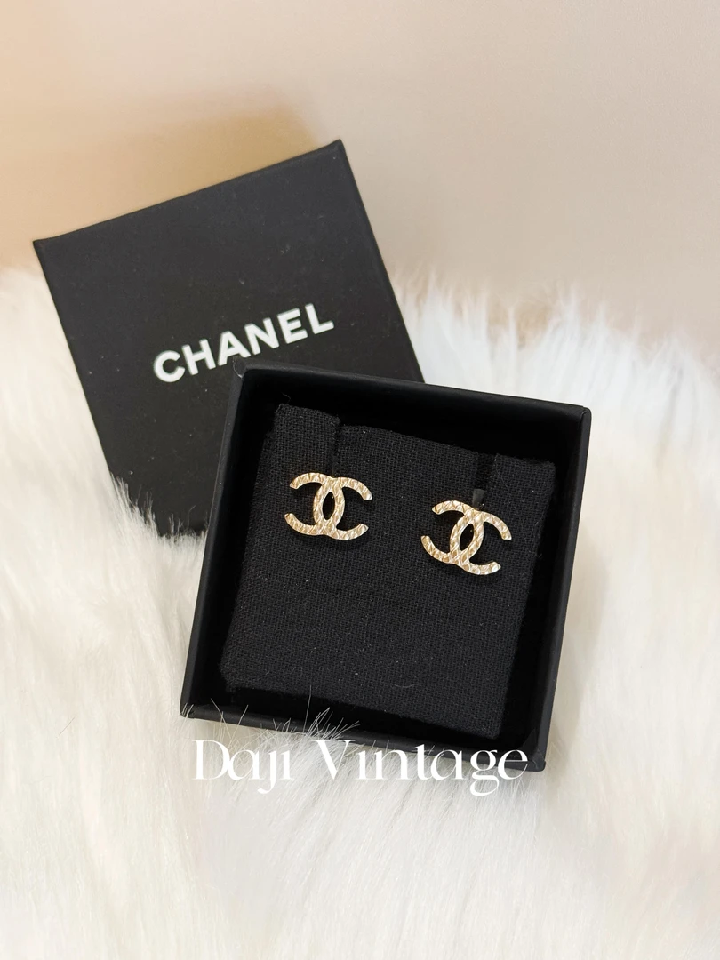99新  大吉中古/Chanel香奈儿金色双c耳钉