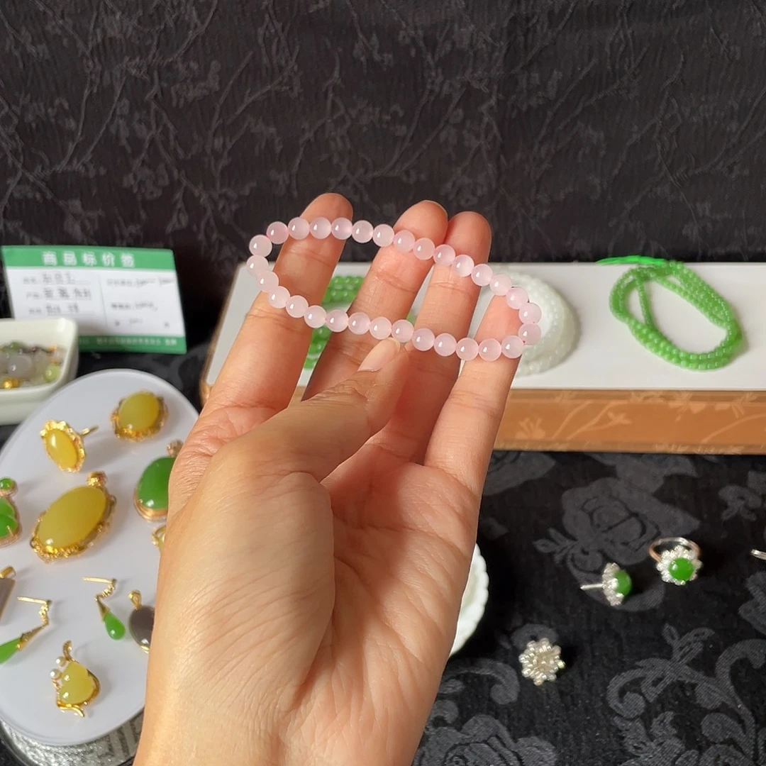 未镶嵌手串和田玉藕粉猫