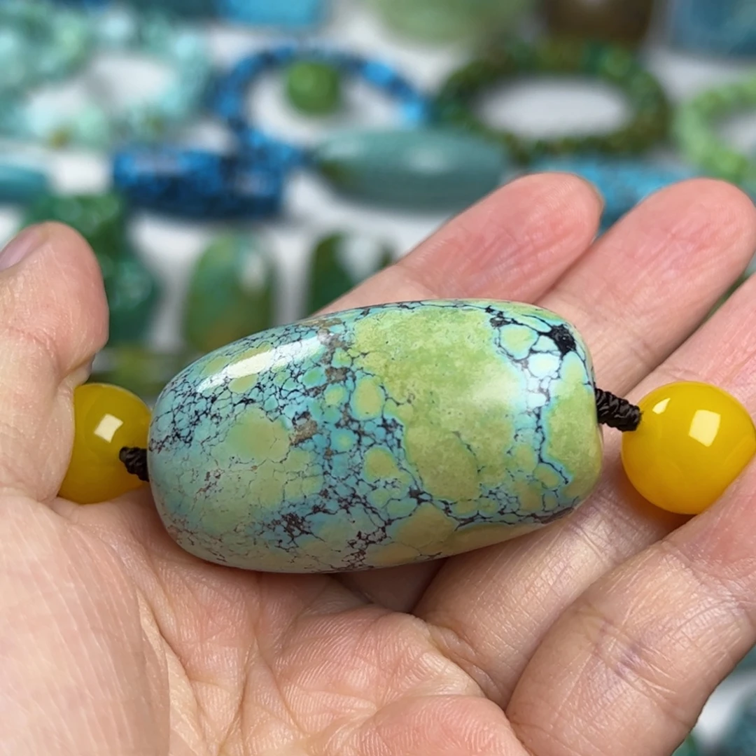 绿松石未镶嵌珠宝奇石