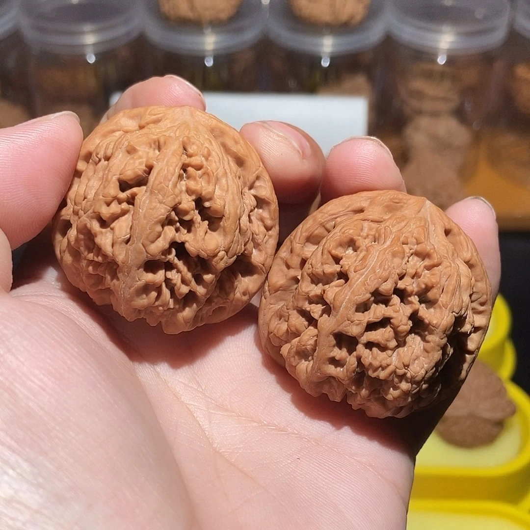 吊坠文玩核桃球筋