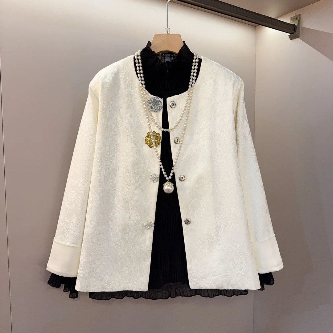 2025早春时尚洋气宽松韩版花朵重工纽扣设计感百搭潮流上衣