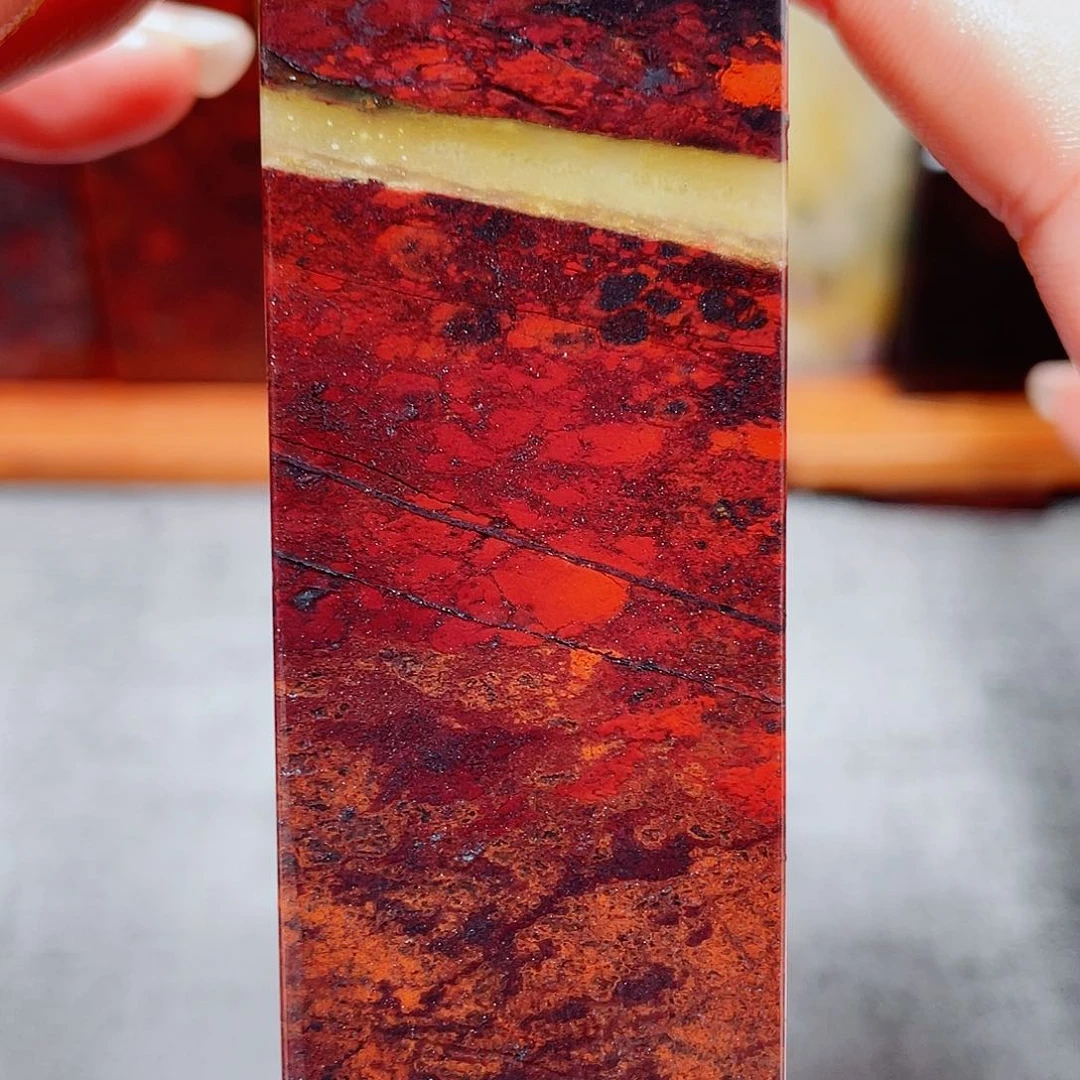 【闪购商品】玉桂林鸡血玉印章素章