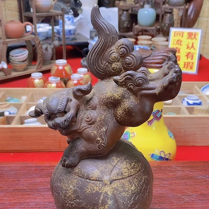 备前狮子摆件一客