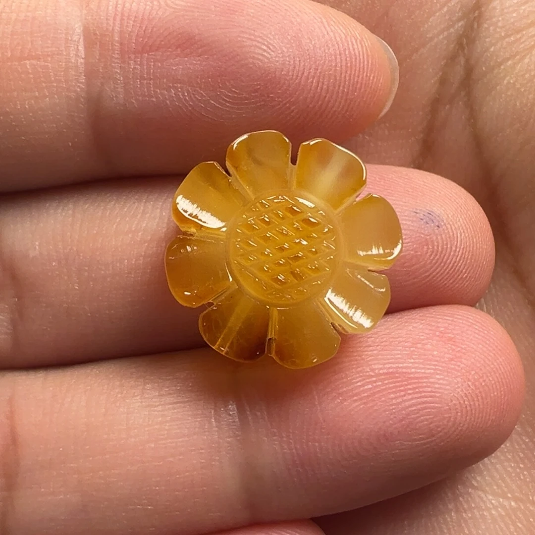未镶嵌颈饰蜜蜡小****缺太阳花提溜
