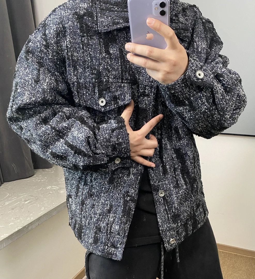 YZD【私订新品】潮流牛仔布磨破花式夹克羽绒服外套y6303