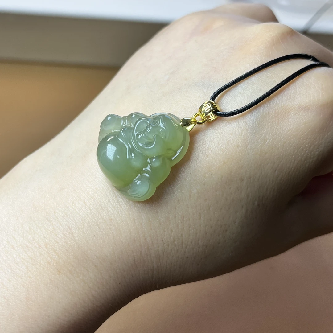 镶嵌天然和田玉佛公女士时尚百搭气质玉坠