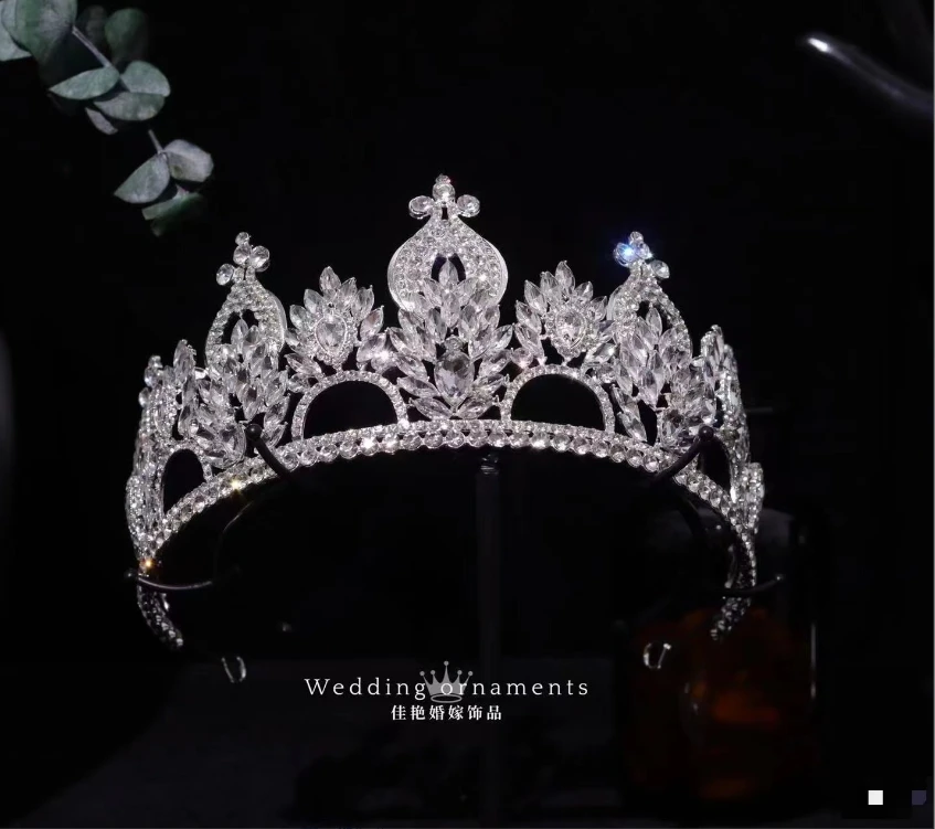7013新款精致时尚大气婚纱皇冠小众奢华气质款精美饰品新娘头饰