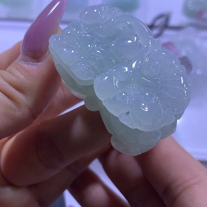 翡翠未镶嵌颈饰天然翡翠A货吊坠