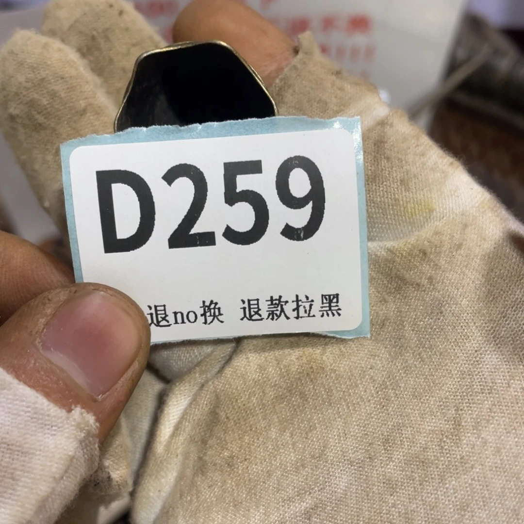 瓷片幸***i瓷片火爆热卖火爆热卖