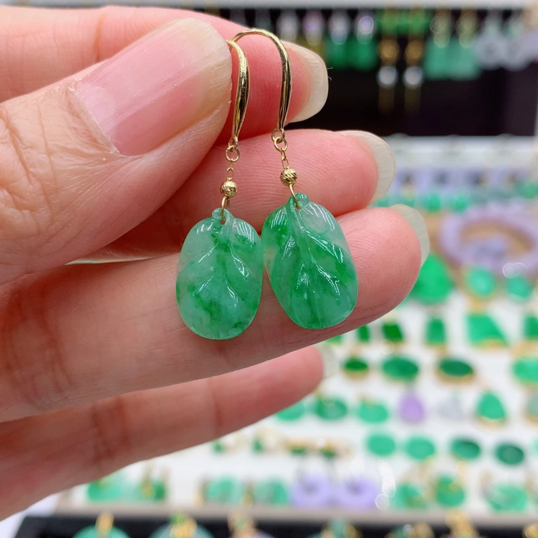 翡翠18K金镶嵌耳饰