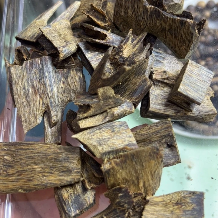 薄***糖沉香沉香碎屑指天椒高压母树101克