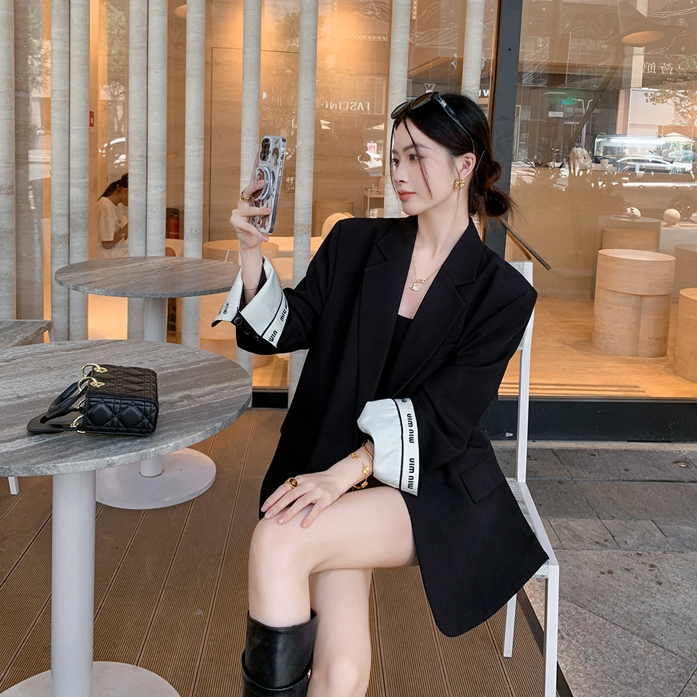 缤菓binguo 黑色休闲百搭西装外套女秋季新款小个子宽松显瘦西服