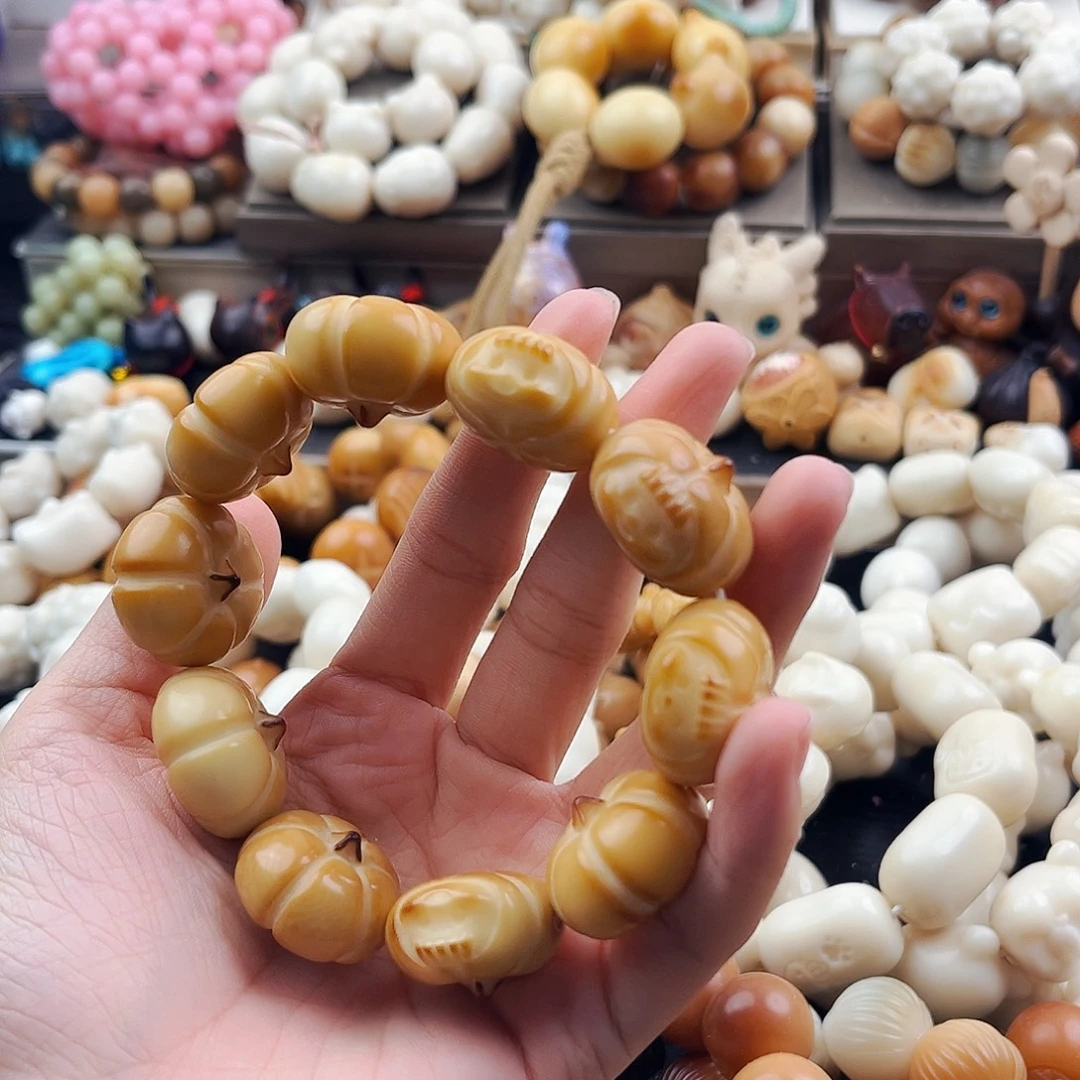 吊坠菩提根/象牙果南瓜多妹