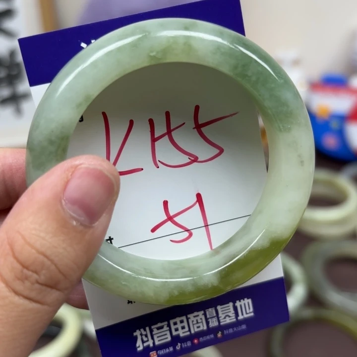 我****未镶嵌蛇纹石玉手镯155