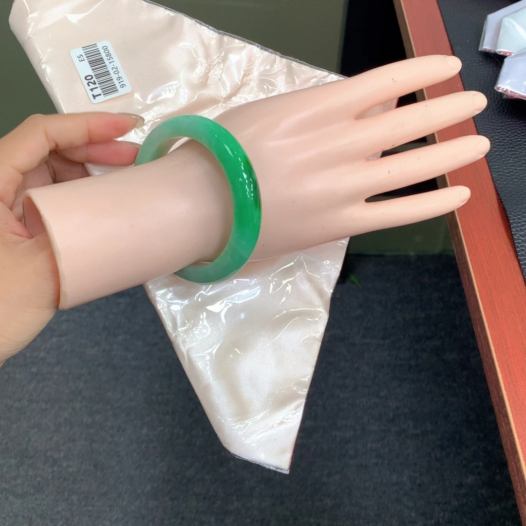 未镶嵌手镯翡翠翡翠