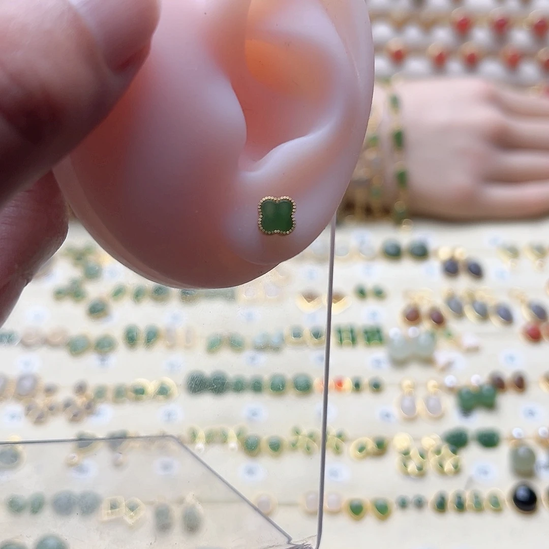 和田玉银S925镶嵌耳饰