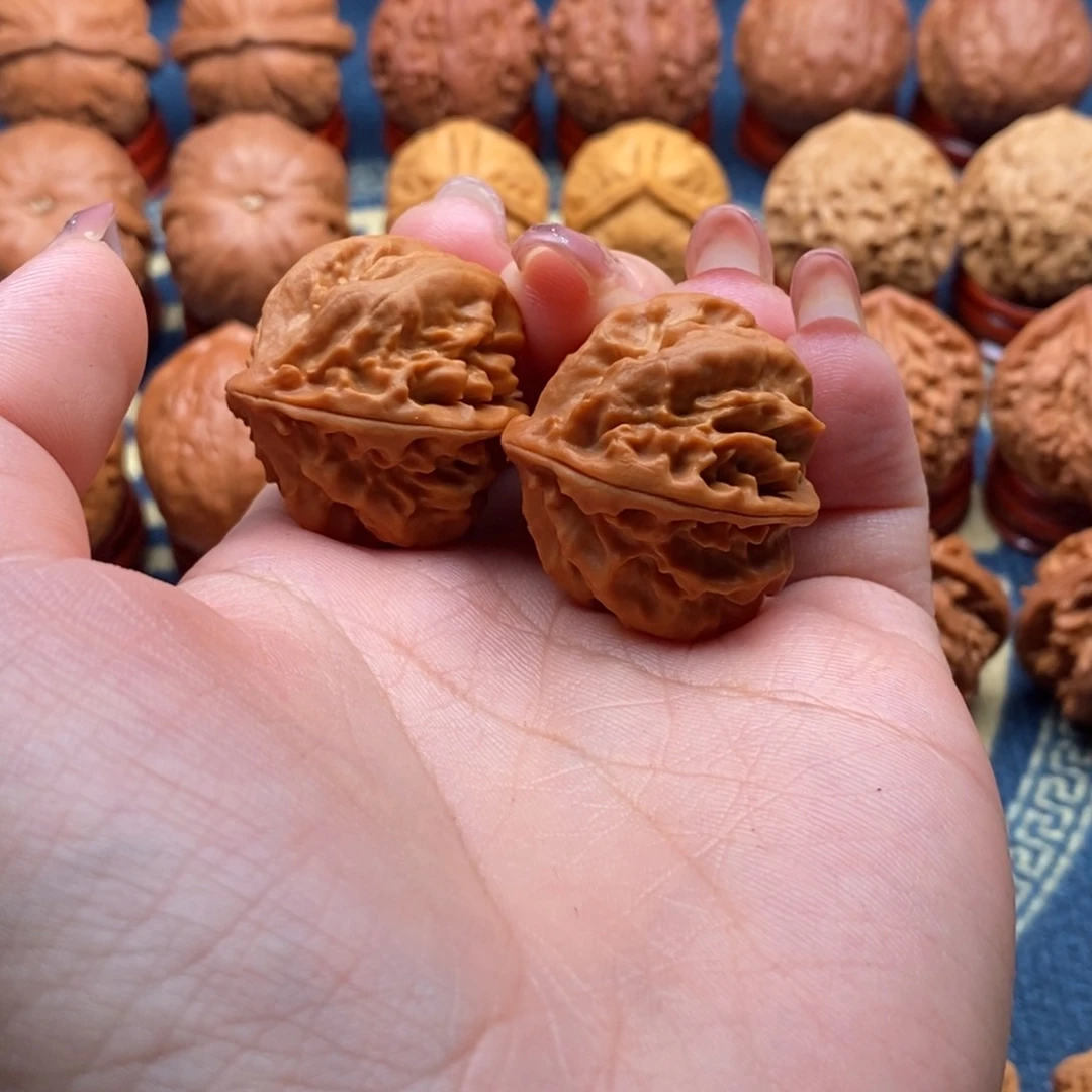 文玩核桃把件刘*闹精品手捻