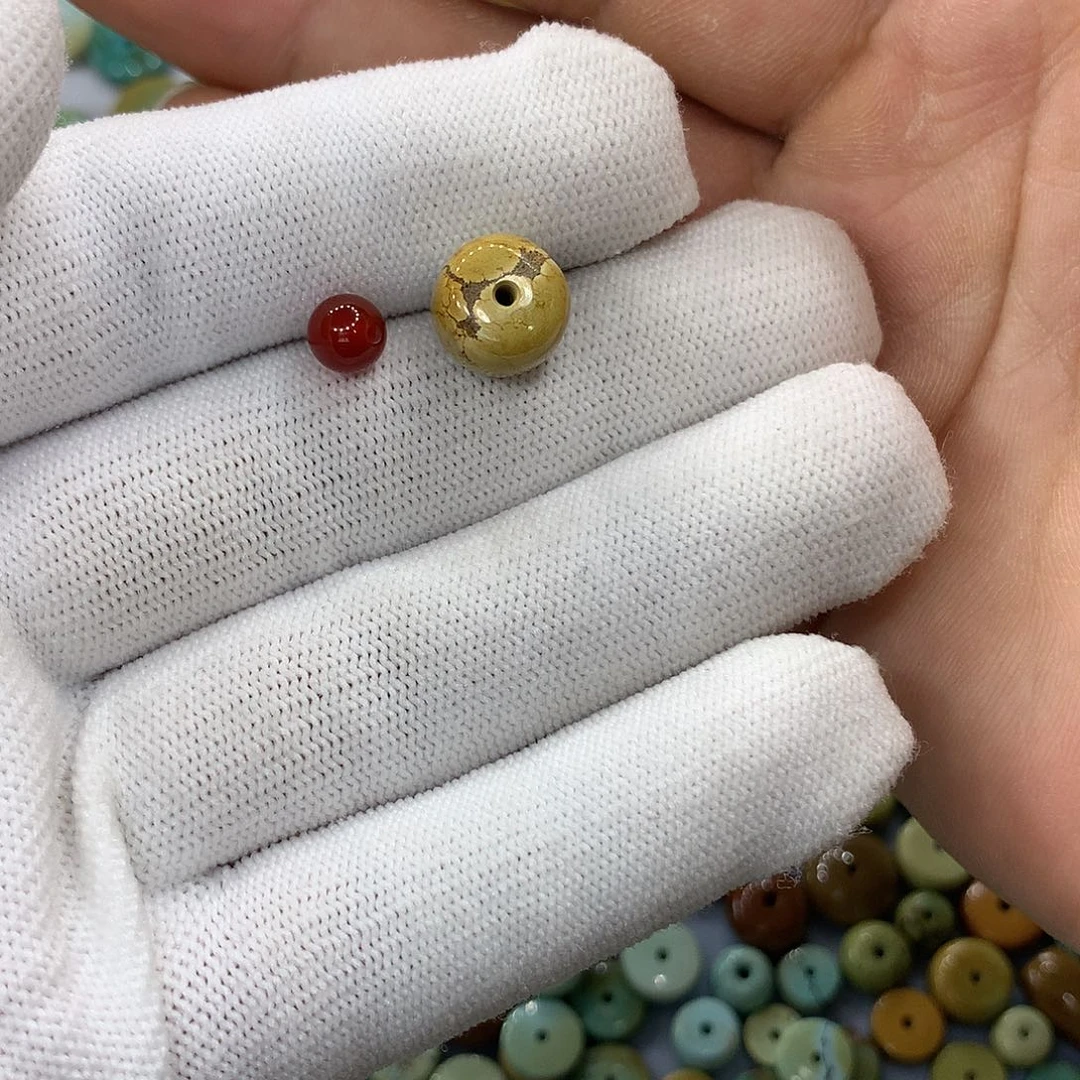 南红玛瑙珠宝半成品未镶嵌?*兒