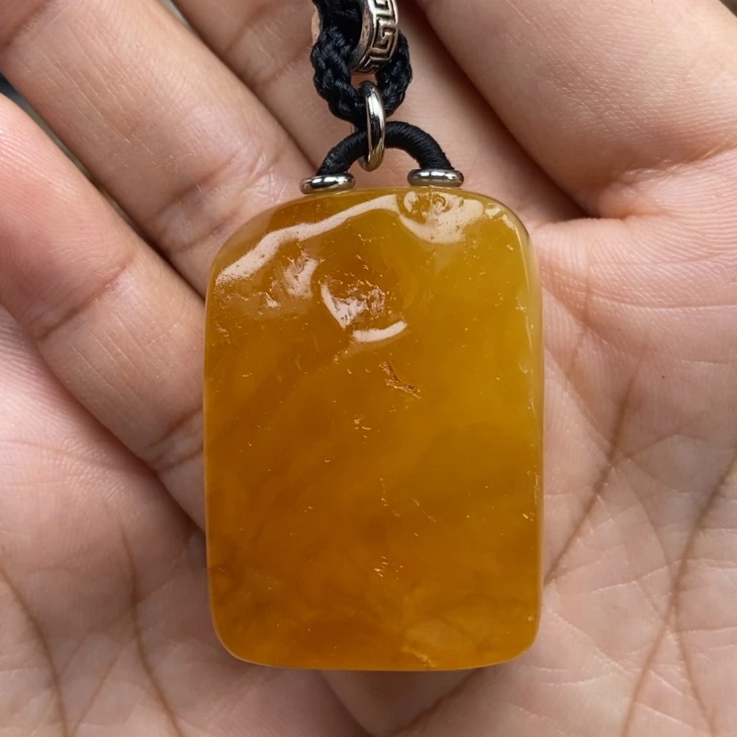 【闪购商品】琥珀颈饰未镶嵌