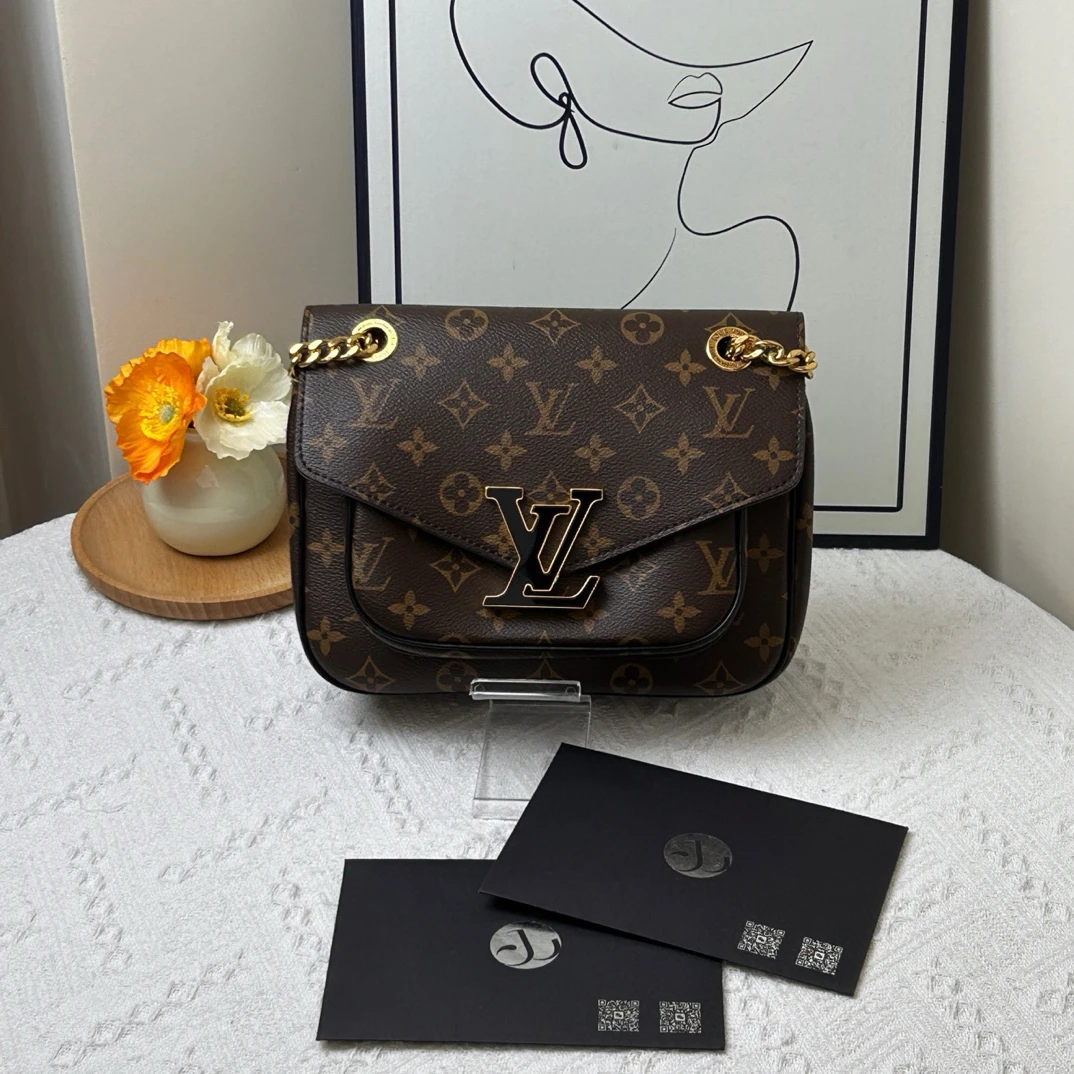 95新 LouisVuitton/路易威登 passy老花 芯片款/JW8167