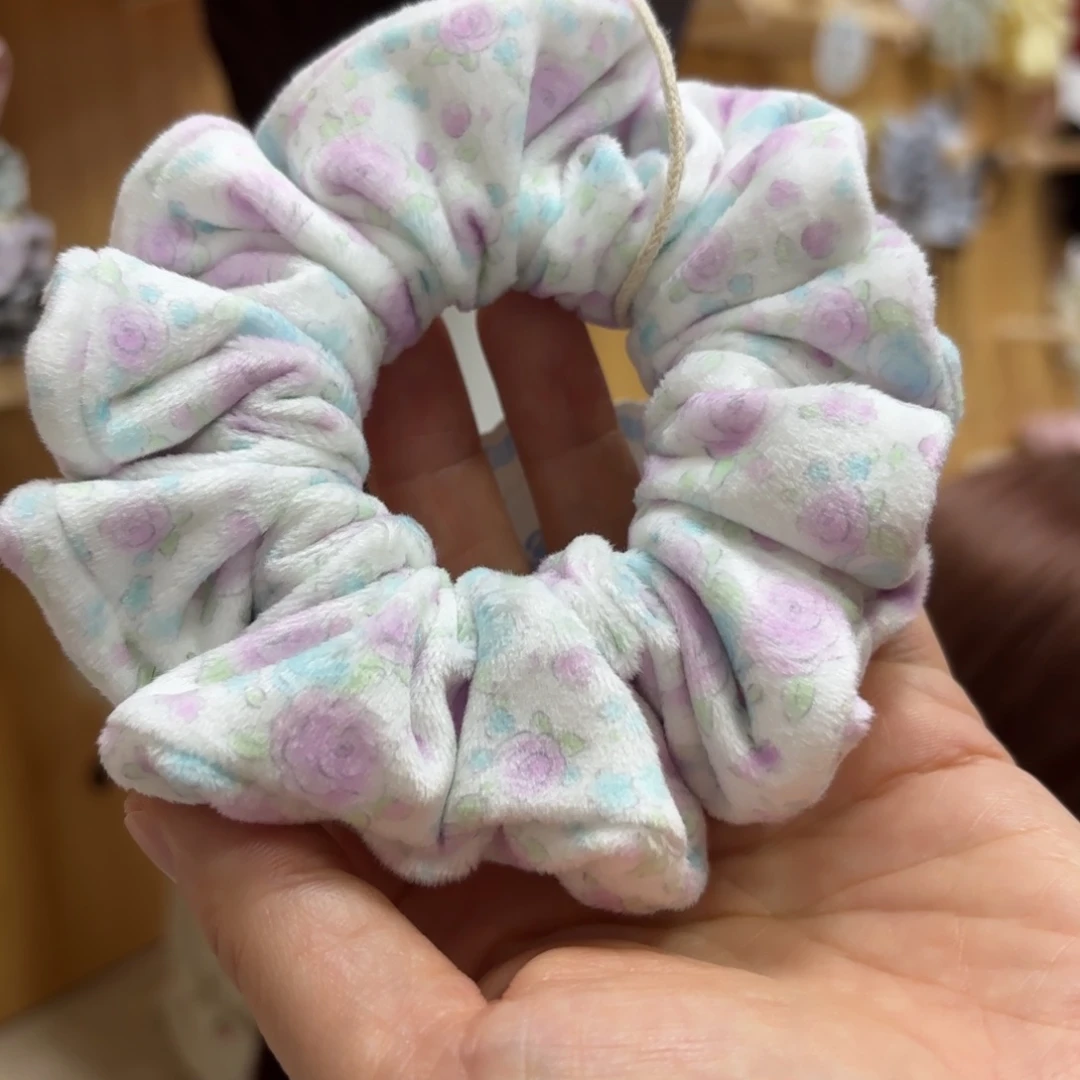 布艺非金属珊瑚绒款