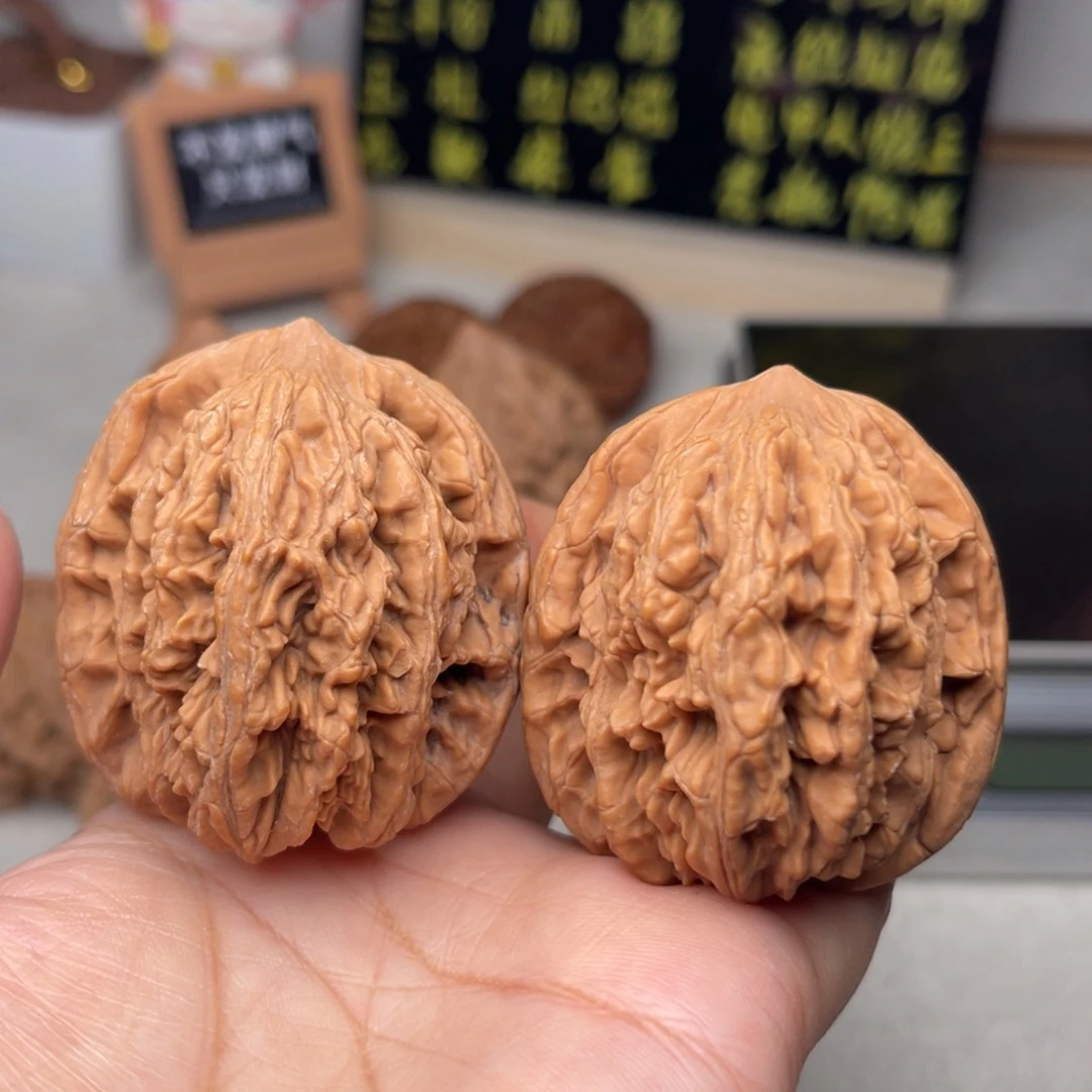 文玩核桃把件麦虎