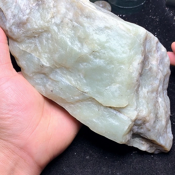 和田玉（糖玉）未镶嵌珠宝奇石